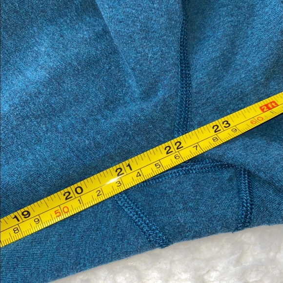 Lululemon Devi yoga crop 21” Alberta Lake - Picture 3 of 6